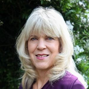 Meet your Posher, Erin joyce